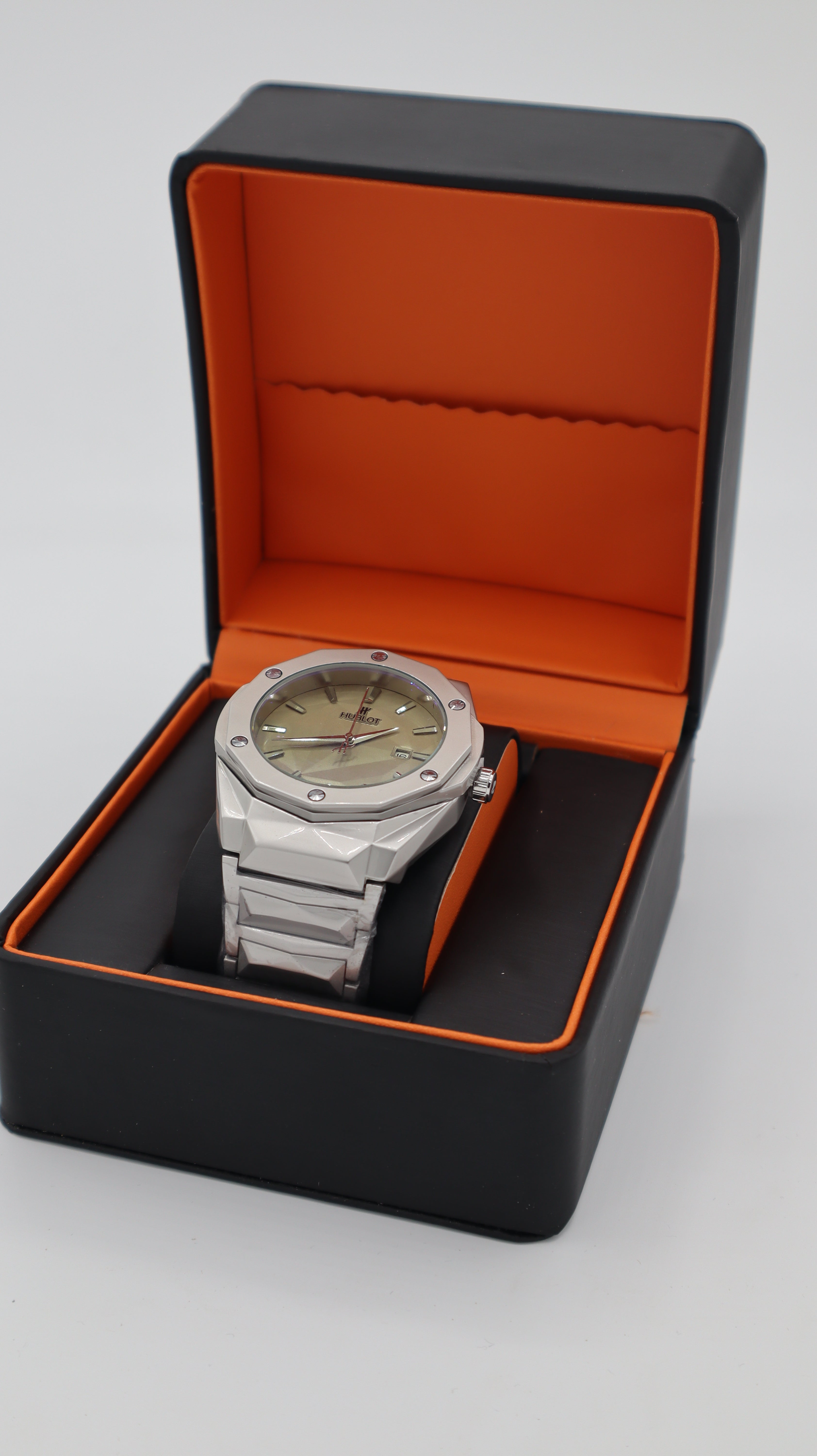 HUBLOT CLASSIC FUSION AVEC BOITE