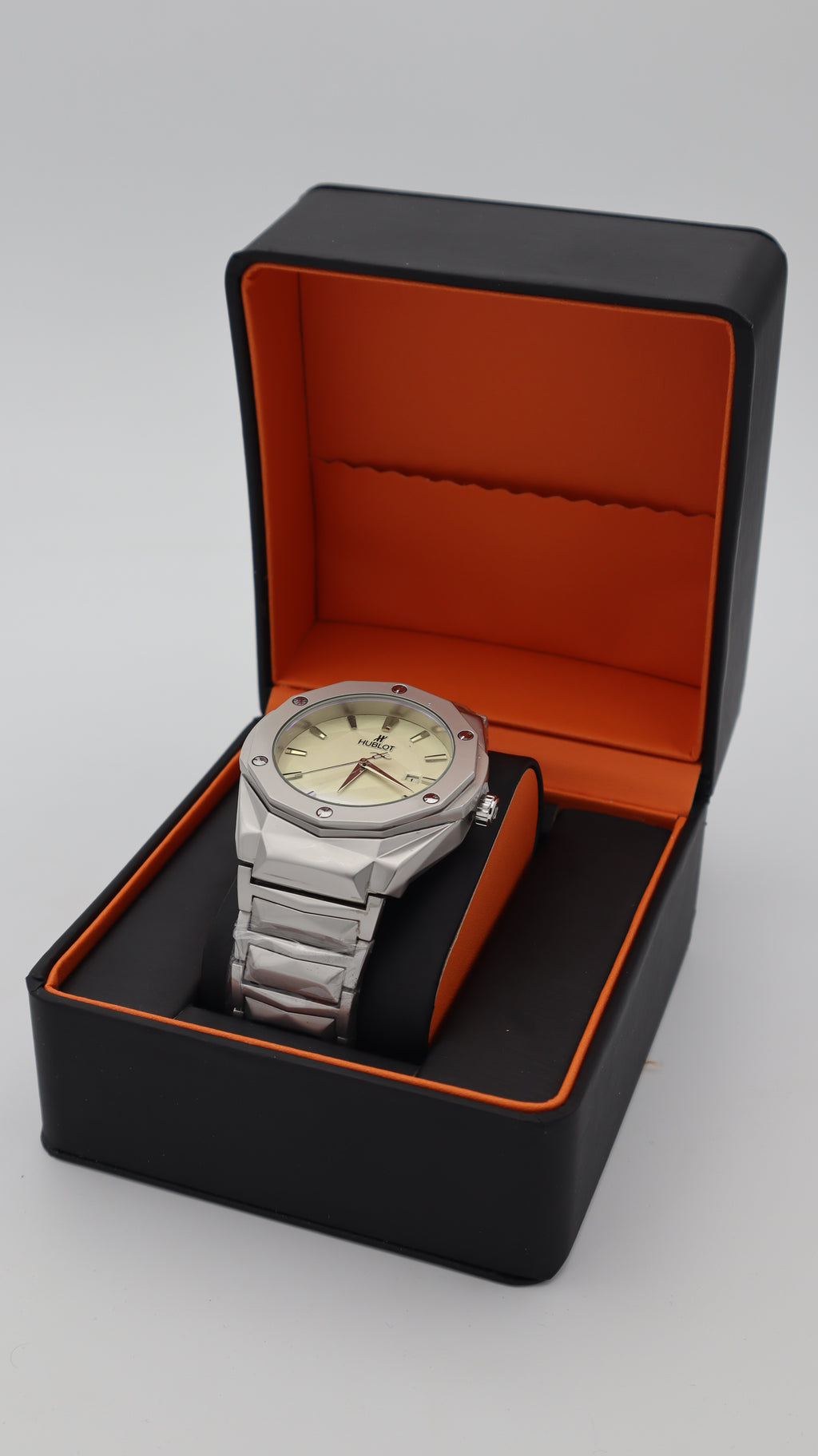 HUBLOT CLASSIC FUSION AVEC BOITE