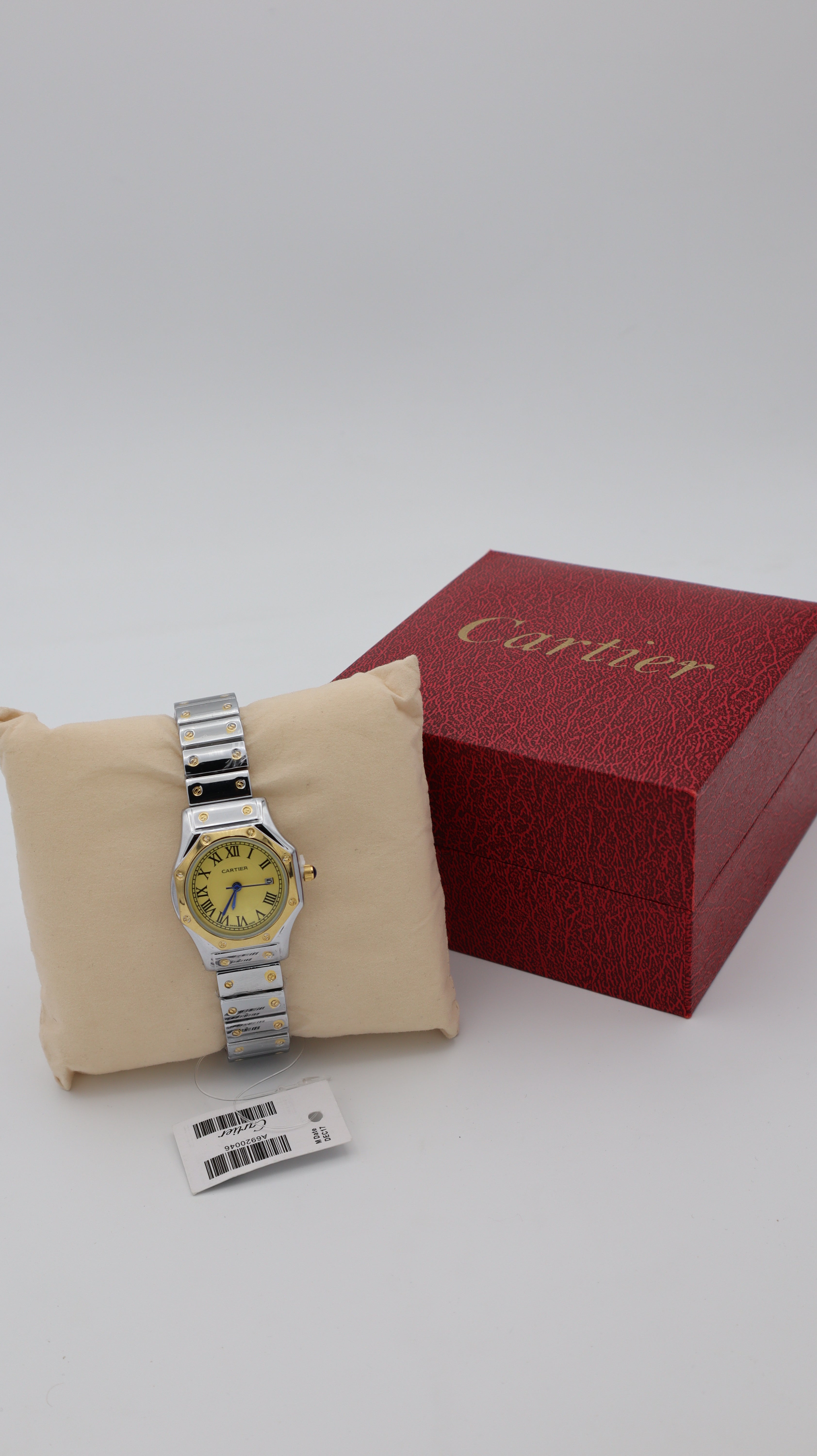 CARTIER SANTOS GALBEE AVEC BOITE  CARTIER NORMAL